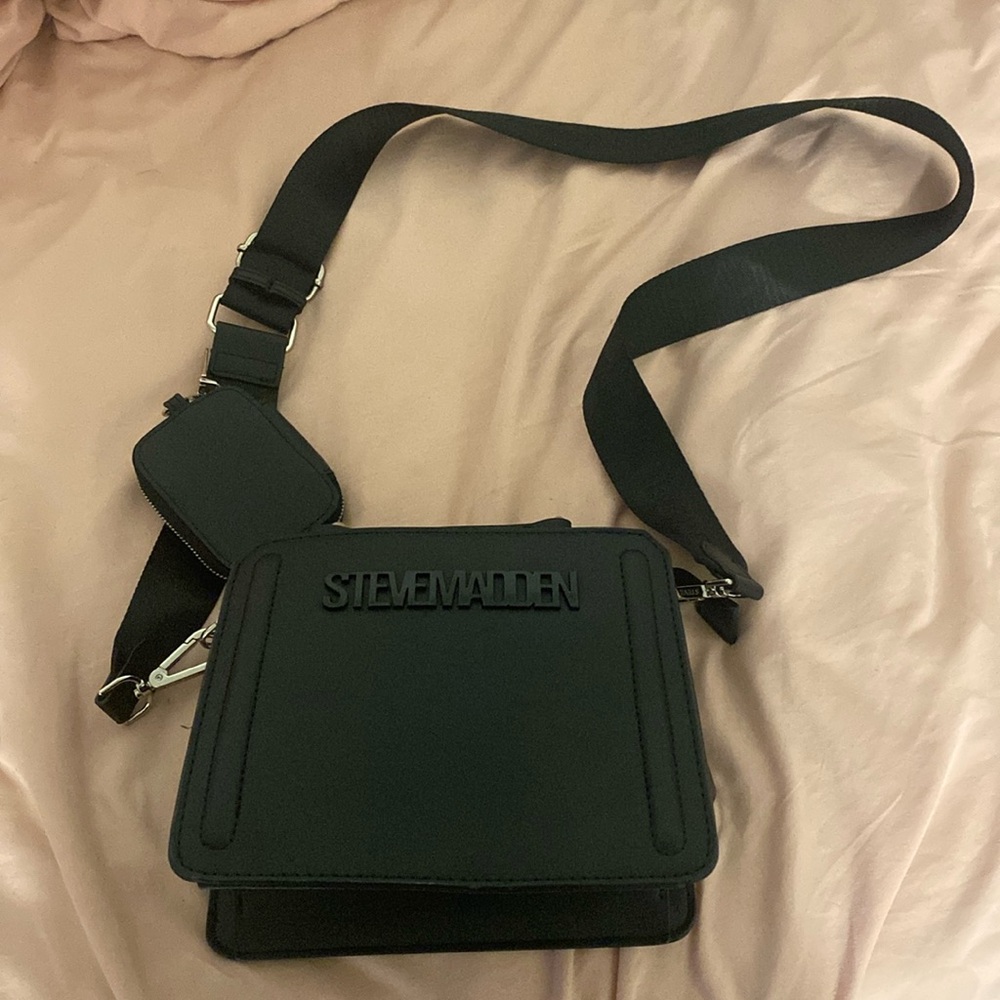 Steve Madden bag for sale!